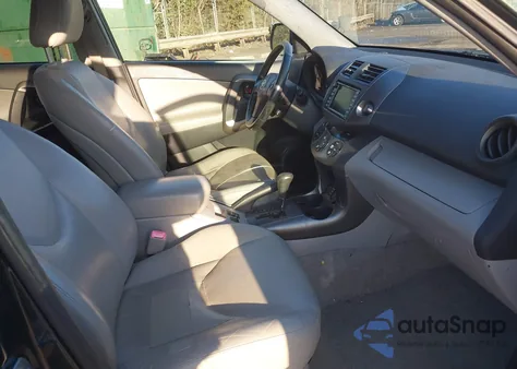 2009 Toyota Rav4 Limited z USA, uszkodzony, nr VIN JTMZF31V09D010874